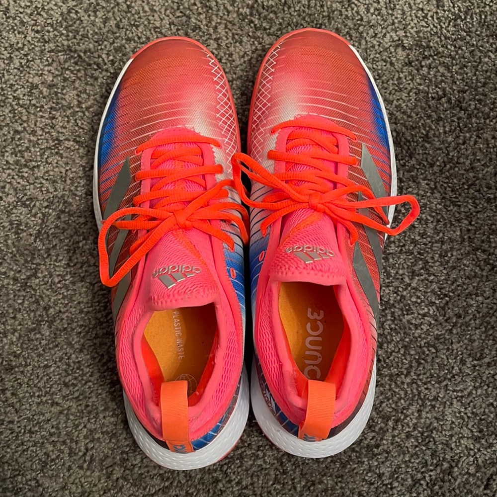 Adidas women’s tennis sneakers - size 10.5 - barely worn